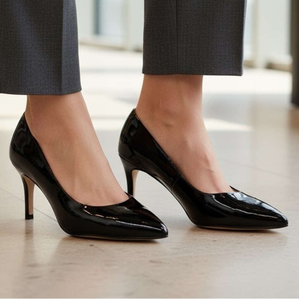 Classic Black Patent Pointed-Toe Heels By Joan Oloff